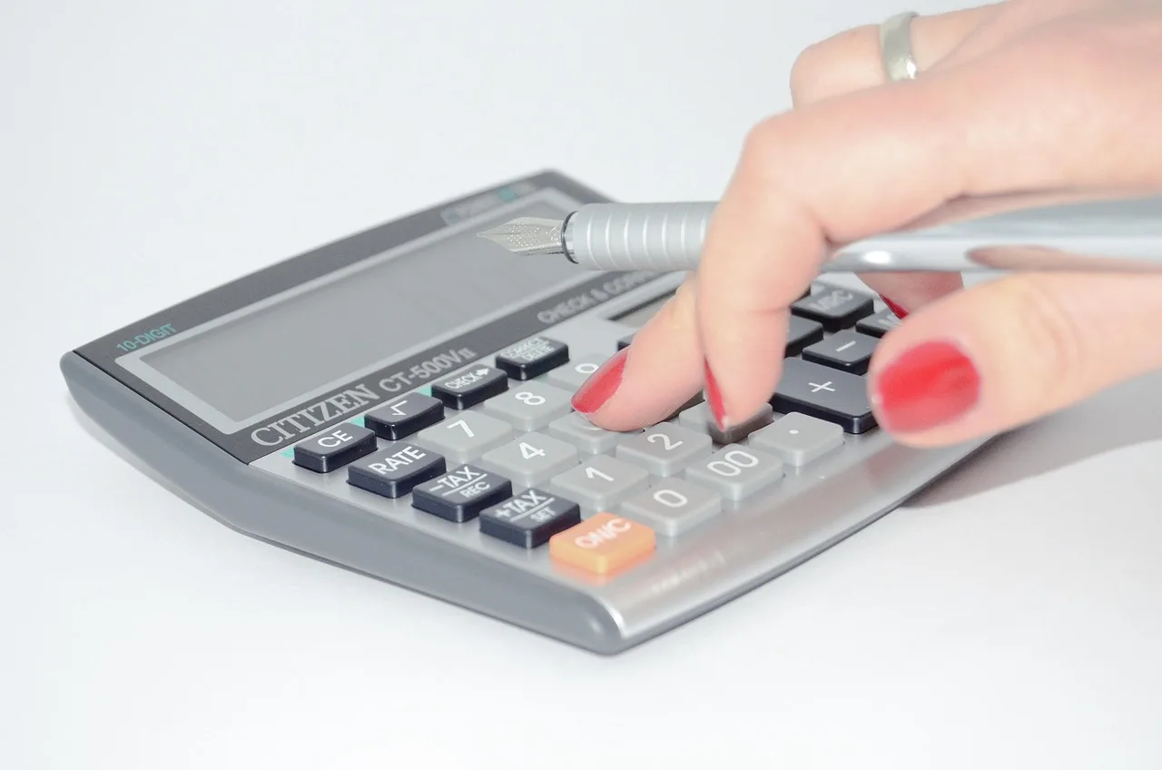 Ghid pentru calcularea impozitului pe locuință în Craiova și reducerile disponibile