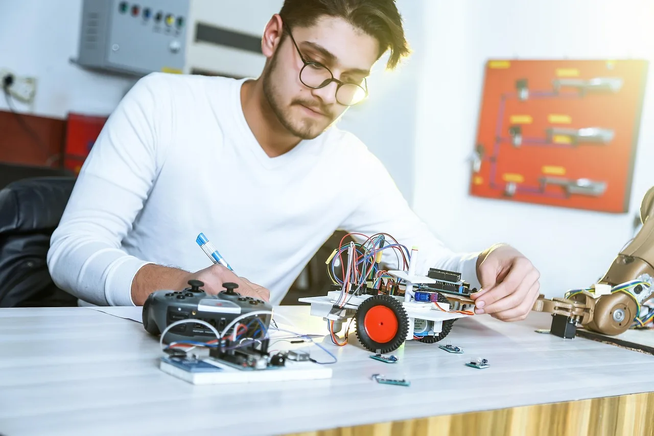 Lucrări programate de Distribuție Oltenia pentru prevenirea avariilor în Vâlcea