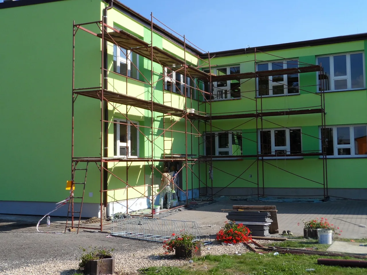 Reabilitarea Școlii Gimnaziale din Burila Mare cu fonduri europene